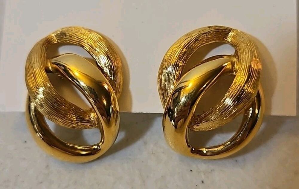 Napier Vintage Gold Tone Double Link Screw Back Earrings
